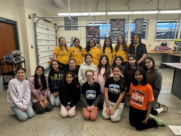 Girls-in-STEM-Exchange-IMG-3813-scaled